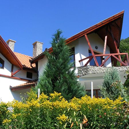 Vila Anastasia Sacarimbu Exterior photo