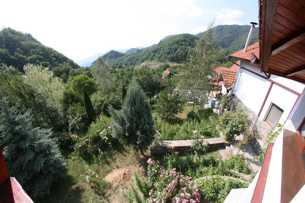 Vila Anastasia Sacarimbu Exterior photo