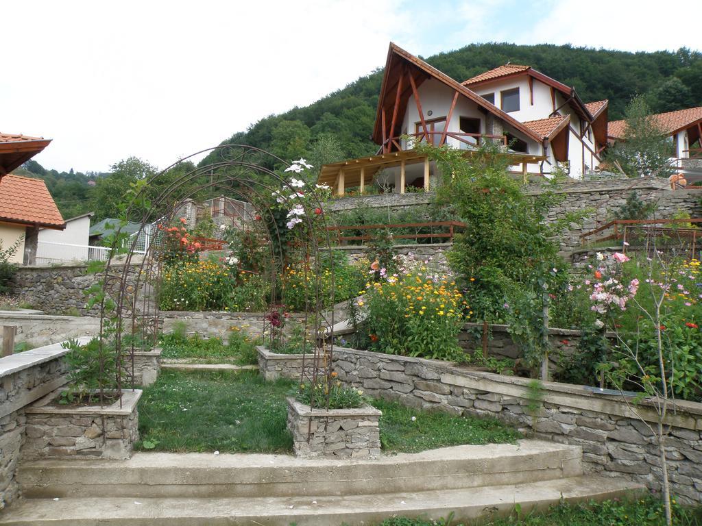 Vila Anastasia Sacarimbu Exterior photo