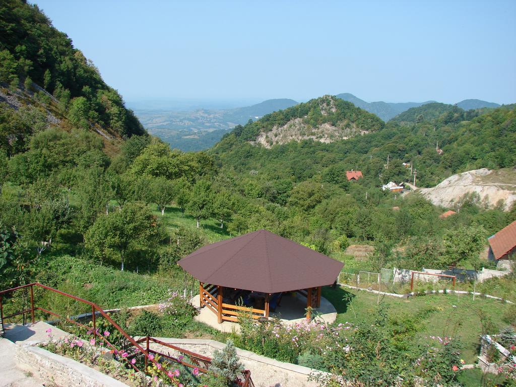 Vila Anastasia Sacarimbu Exterior photo